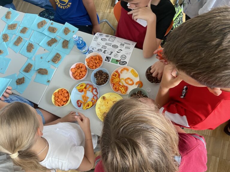 „Ich habe gelernt, dass es ein Leben ohne Fleisch gibt.“ – Erster Workshop im neuen Schuljahr